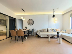 Shanghai Downtown Yi Du B&B - Near Jing'an Temple Subway 200 meters and shopping mall